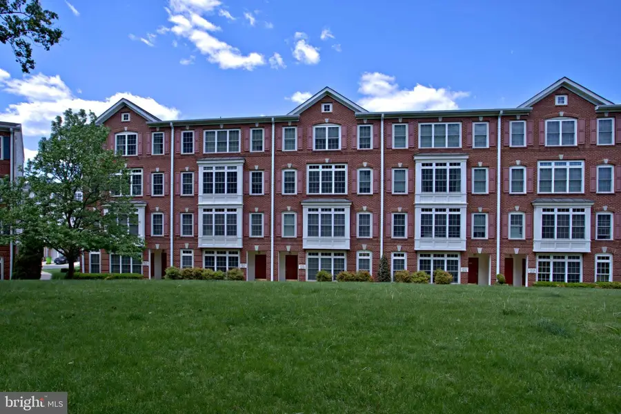4633 Battenburg Ln #921, Fairfax, VA 22030 - #2