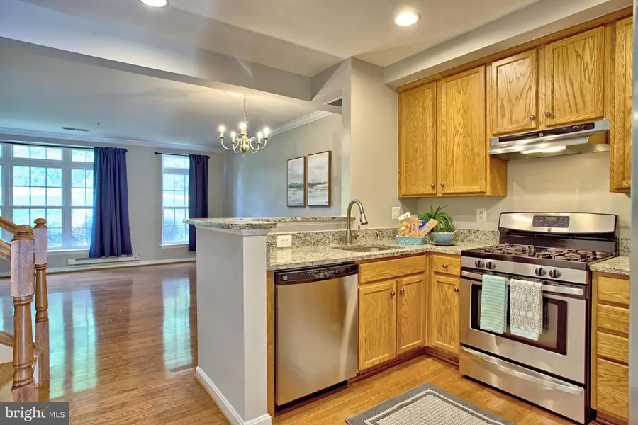 4633 Battenburg Ln #921, Fairfax, VA 22030 - #3