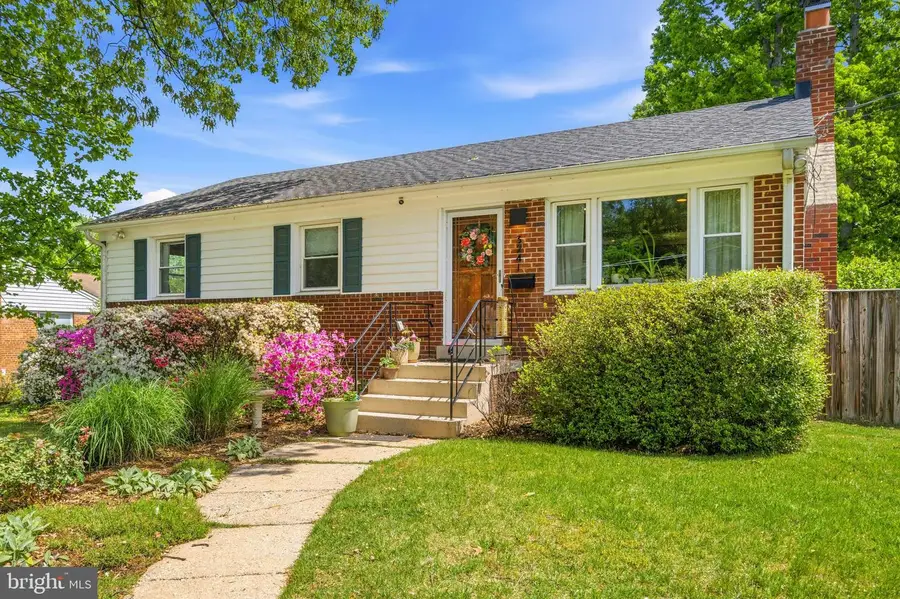 3241 Holly Hill Dr, Falls Church, VA 22042 - #3
