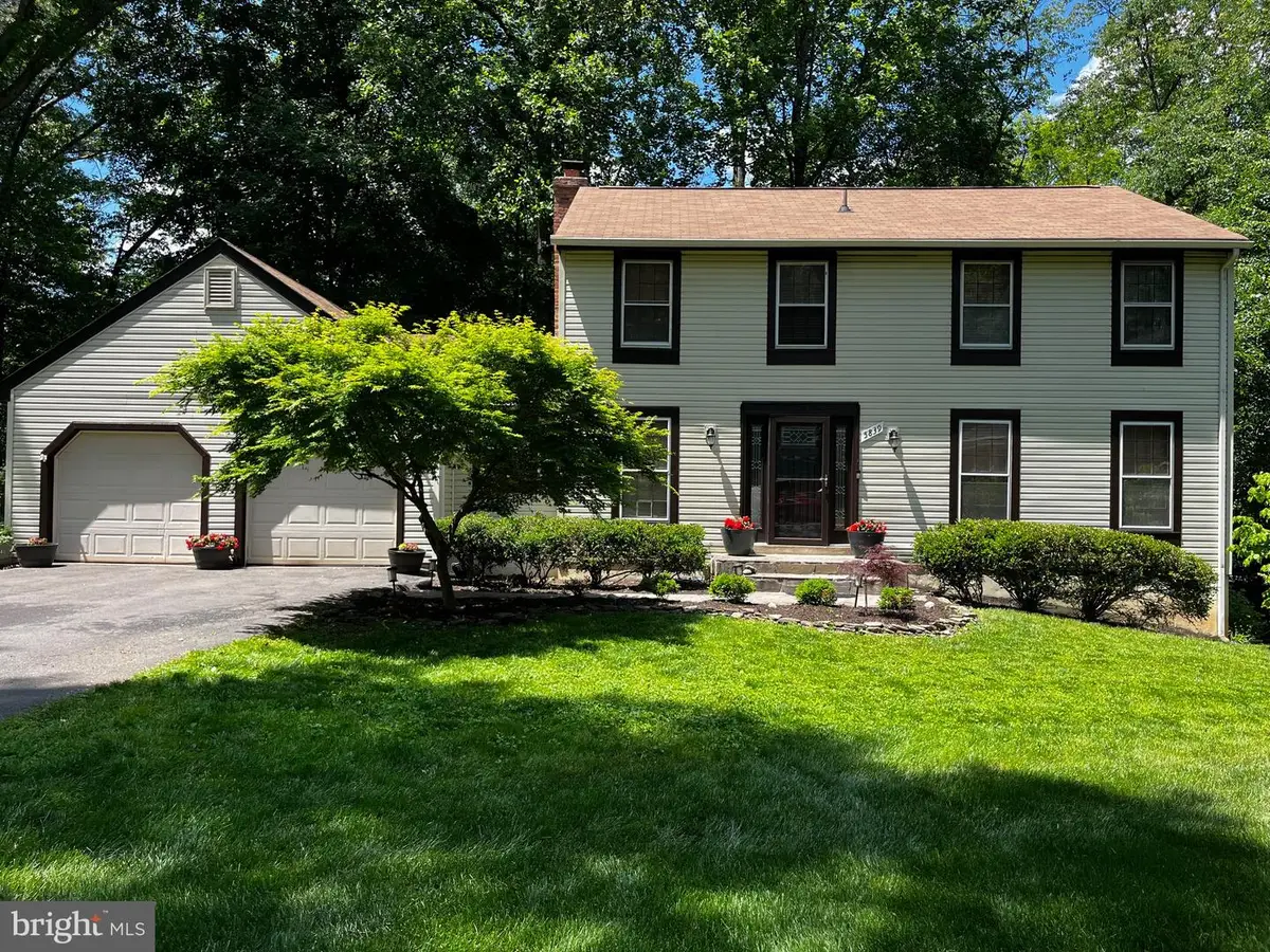 5839 New England Woods Dr, Burke, VA 22015 - #1