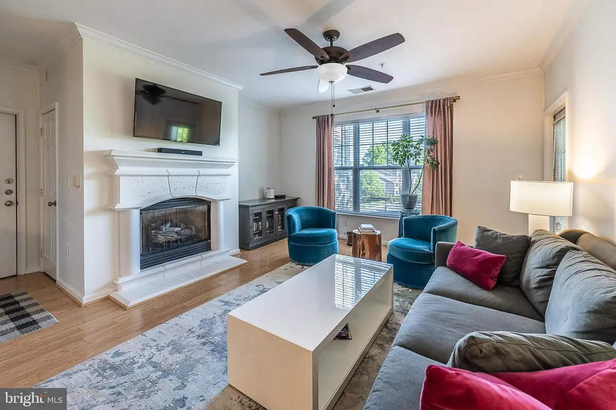 12100 Garden Grove Cir #303, Fairfax, VA 22030 - #1