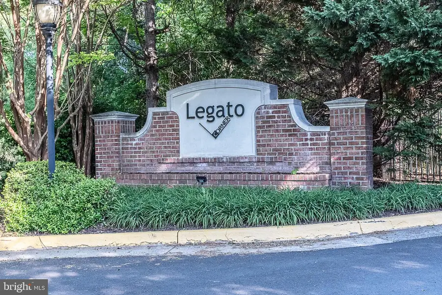 12100 Garden Grove Cir #303, Fairfax, VA 22030 - #3