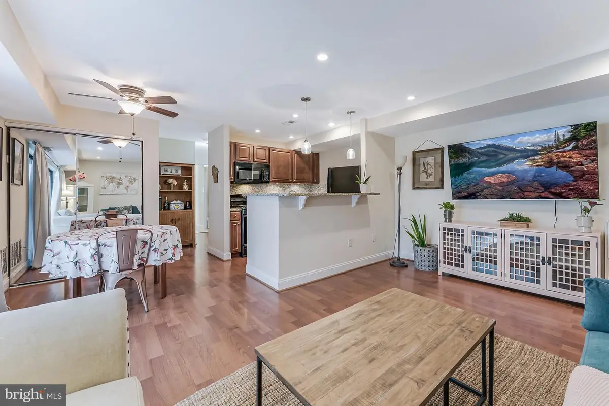 7604 Savannah St #t1, Falls Church, VA 22043 - #1