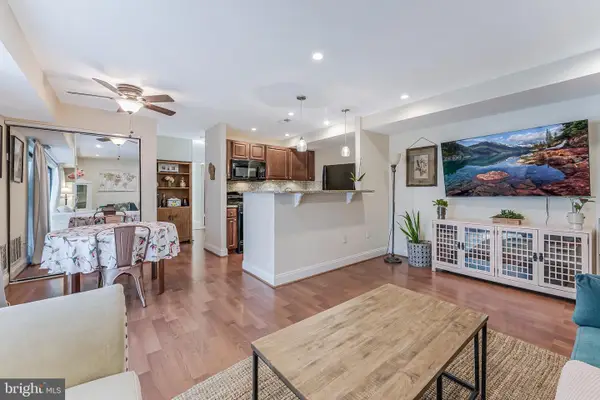 7604 Savannah St #t1, FALLS CHURCH, VA 22043