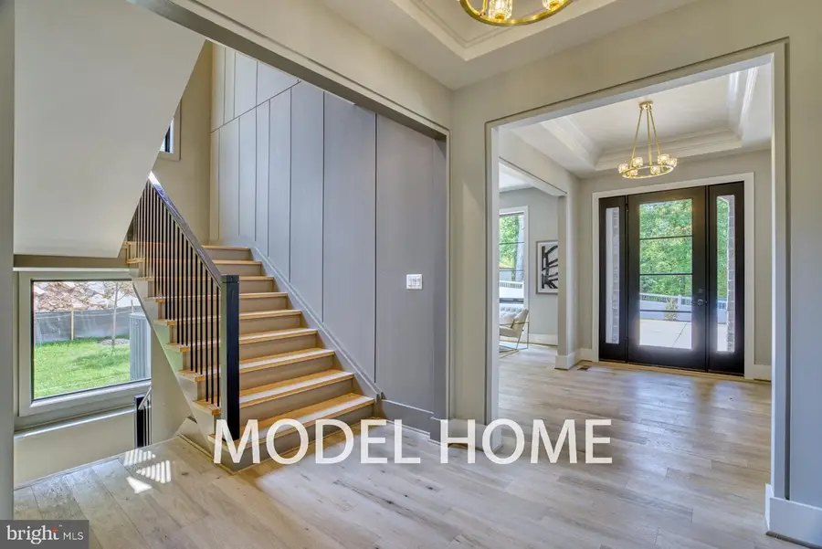 6228 Nelway Dr, McLean, VA 22101 - #3