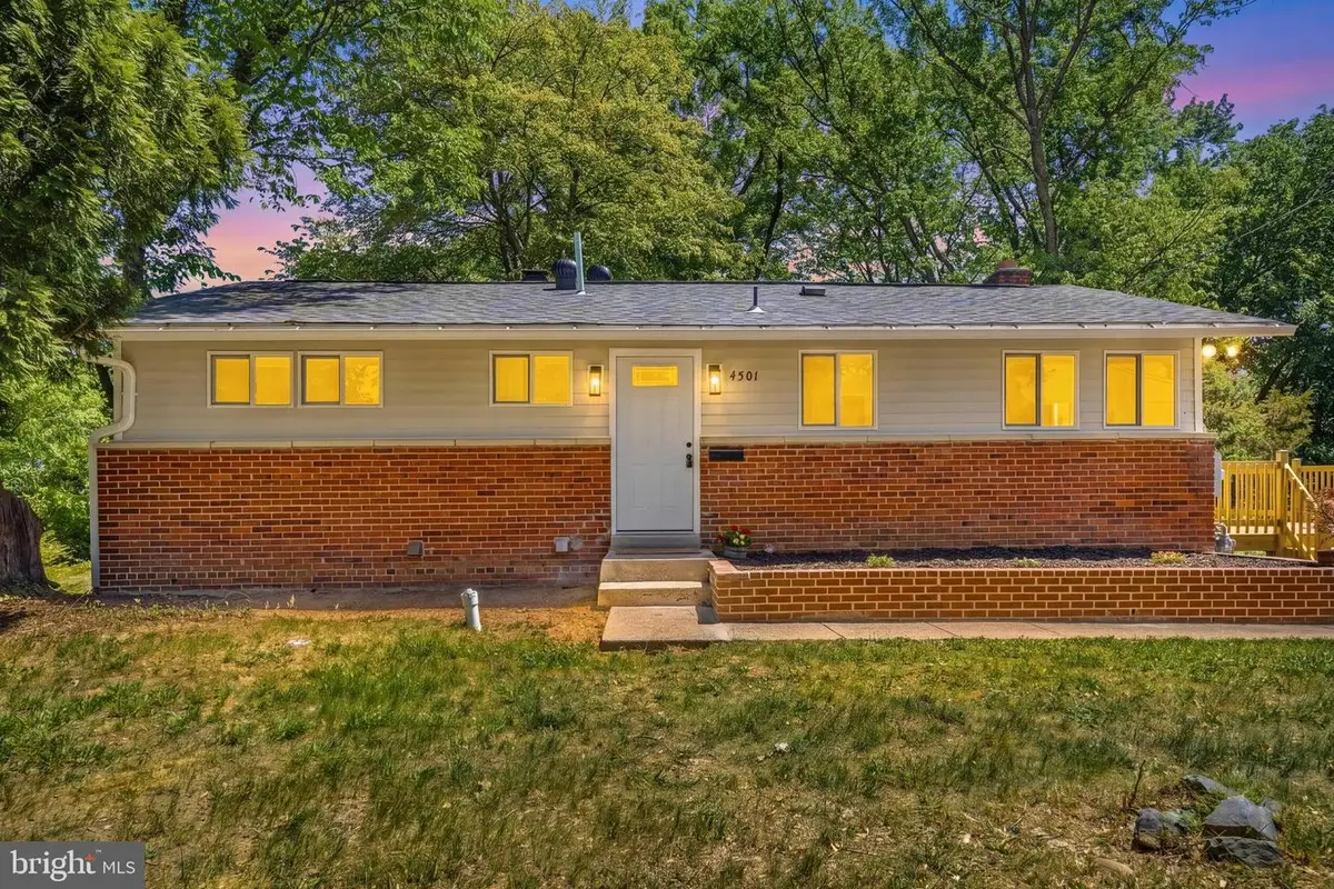 4501 Apple Tree Dr, Alexandria, VA 22310 - #1