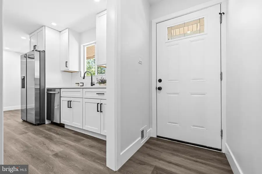 4501 Apple Tree Dr, Alexandria, VA 22310 - #3