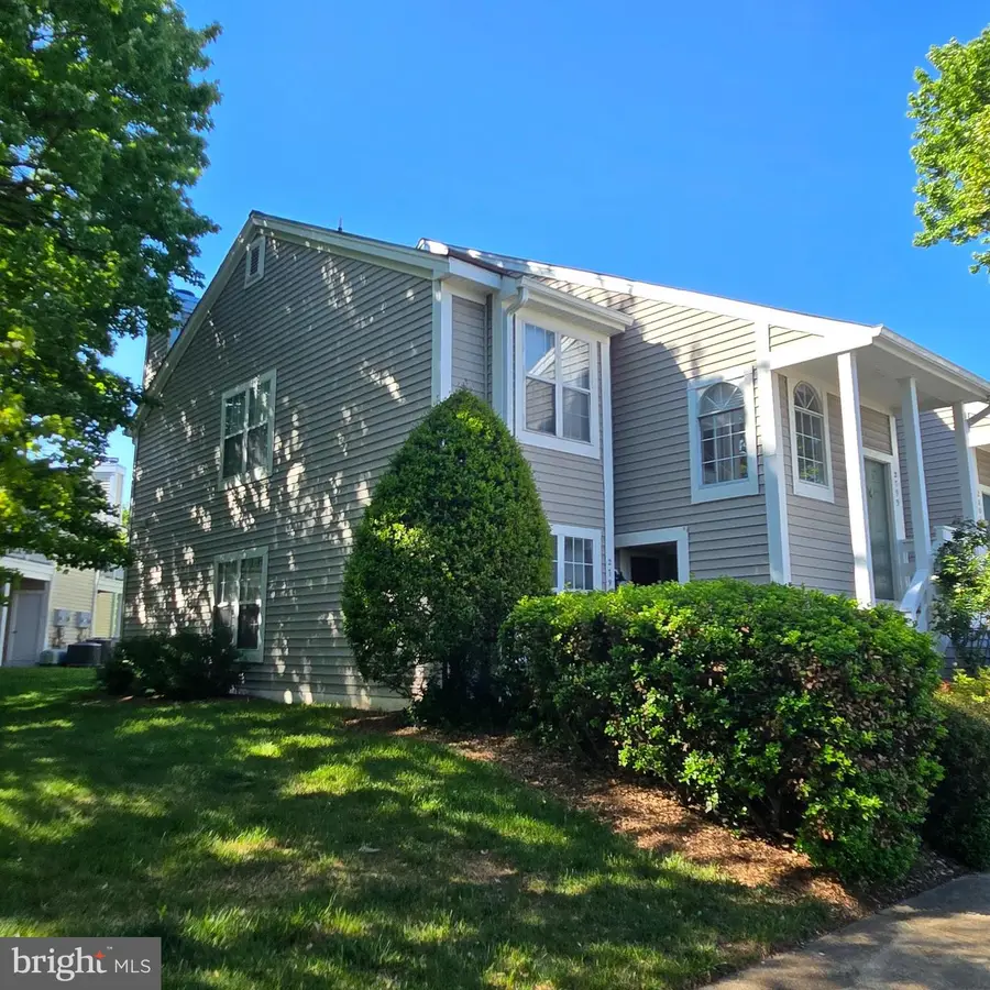 2799 Yarling Ct #2799, Falls Church, VA 22042 - #3