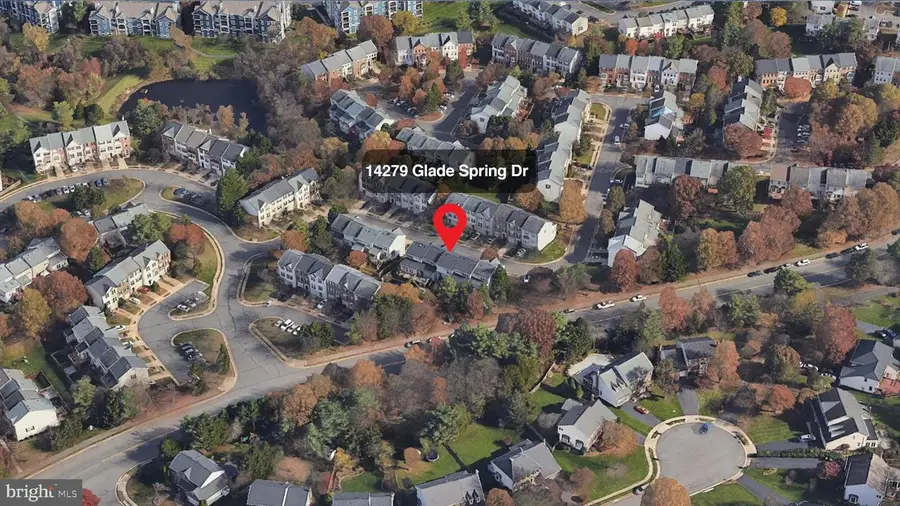 14279 Glade Spring Dr, Centreville, VA 20121 - #2