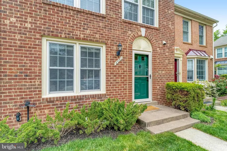 4467 Holly Ave, Fairfax, VA 22030 - #2