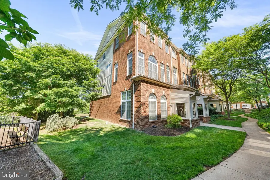 4431-b Eastwick Ct, Fairfax, VA 22033 - #2