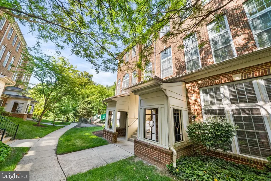 4431-b Eastwick Ct, Fairfax, VA 22033 - #3