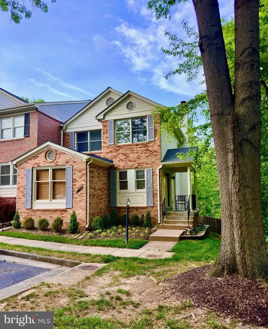 7929 Valleyfield Dr, Springfield, VA 22153 - #1