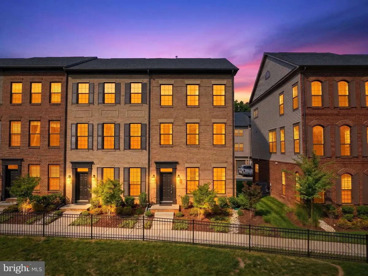 12558 Ov Dr, Fairfax, VA 22033 - #1