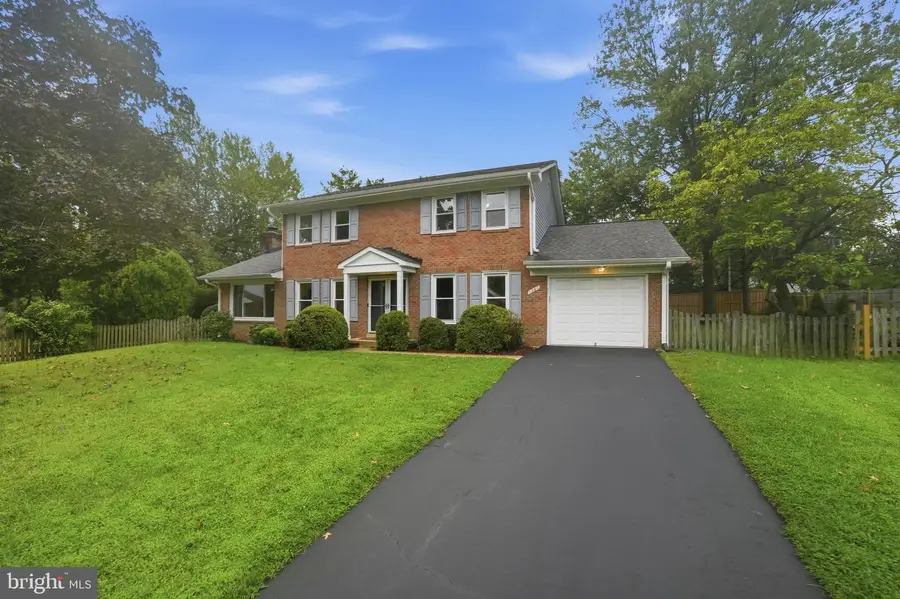 1301 Lopp Ct, Herndon, VA 20170 - #2