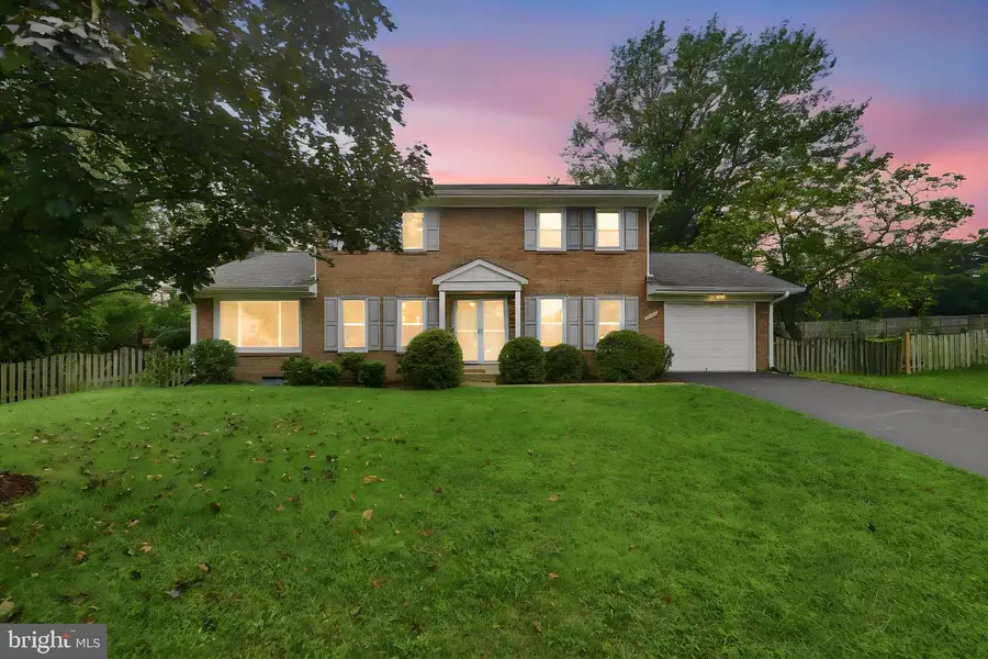 1301 Lopp Ct, Herndon, VA 20170 - #3