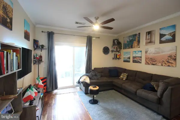 1570 Spring Gate Dr #7113, MCLEAN, VA 22102