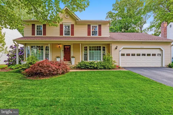 6016 Burnside Landing Dr, BURKE, VA 22015