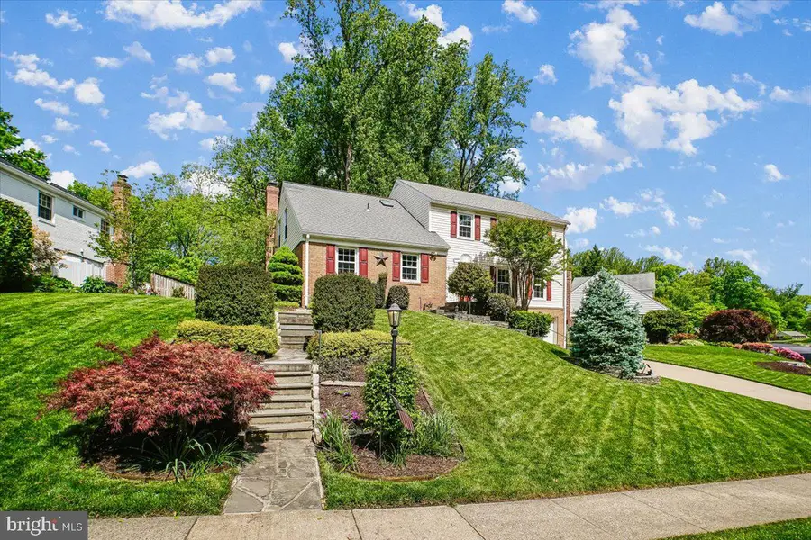 8207 Toll House Rd, Annandale, VA 22003 - #2