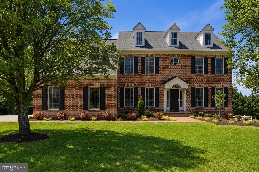 3454 Virginia Oaks Dr, Oakton, VA 22124 - #2