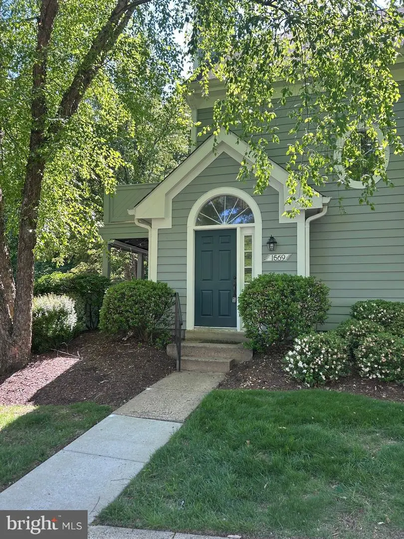 1569 Church Hill Pl, Reston, VA 20194 - #1