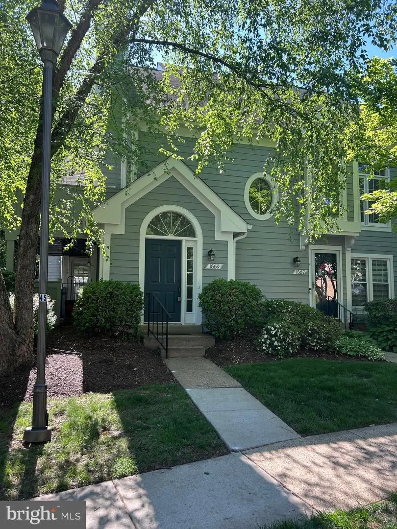 1569 Church Hill Pl, Reston, VA 20194 - #2