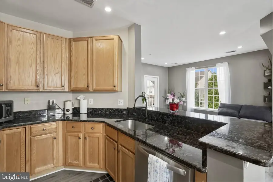 6481 Cheyenne Dr #304, Alexandria, VA 22312 - #2