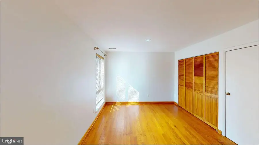 11208 Chestnut Grove Sq #210, Reston, VA 20190 - #3