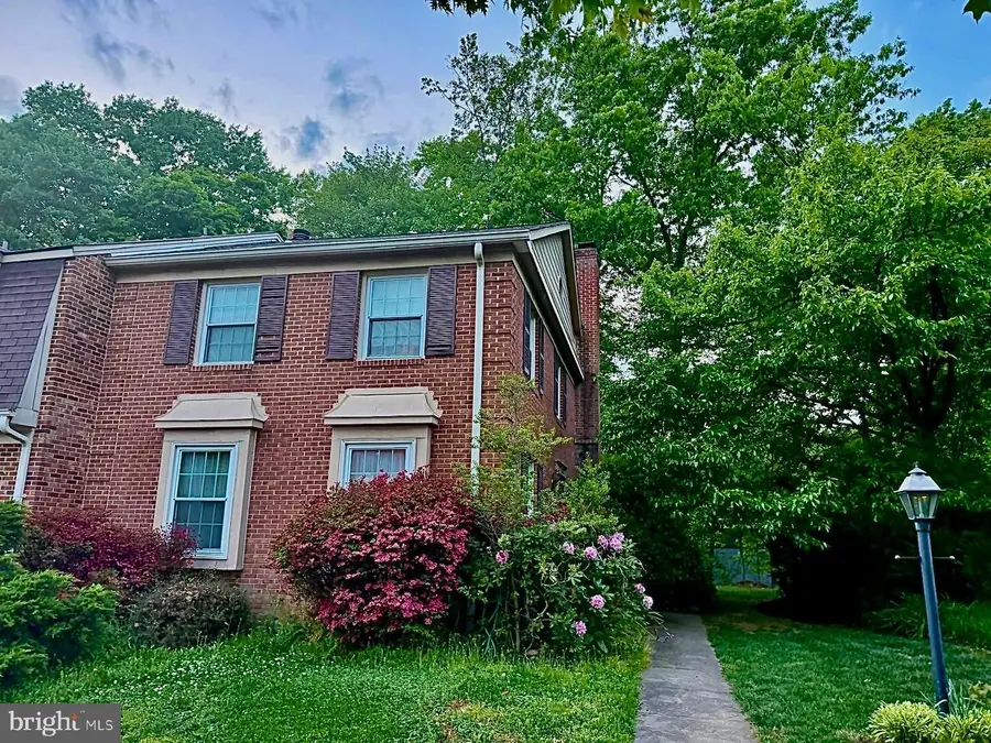 8002 Bethelen Woods Ln, Springfield, VA 22153 - #2