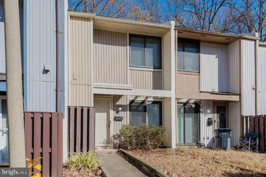 12174 Sanibel Ct, Reston, VA 20191 - #3