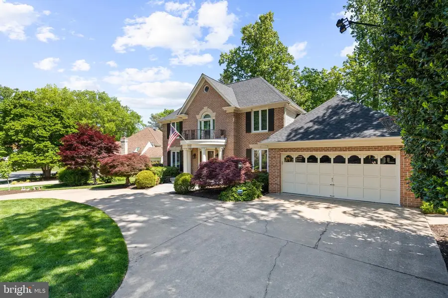 7905 Belleflower Dr, Springfield, VA 22152 - #3
