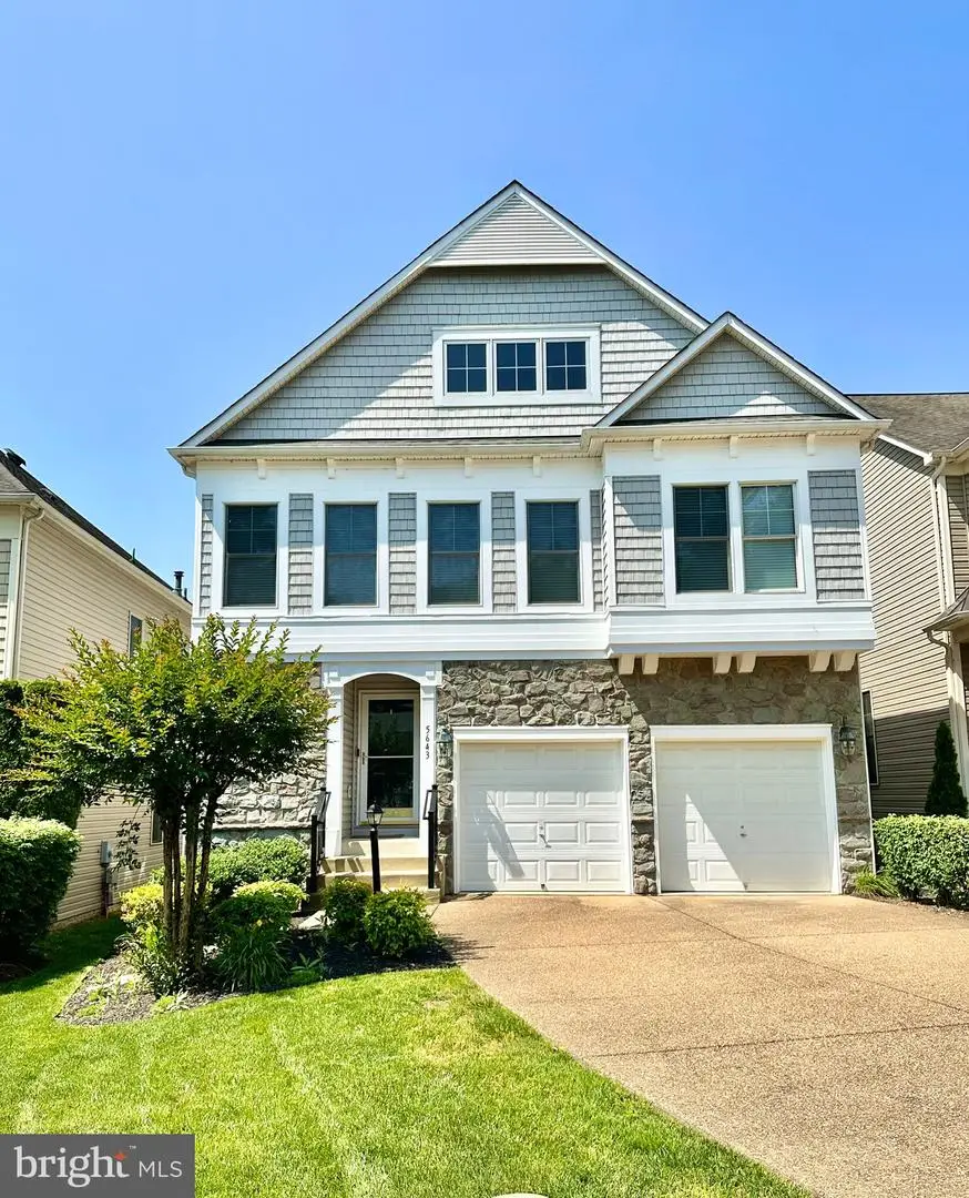 5643 Tower Hill Cir, Alexandria, VA 22315 - #1