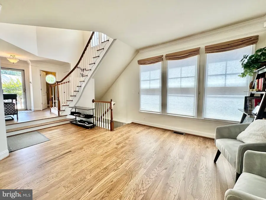 5643 Tower Hill Cir, Alexandria, VA 22315 - #3