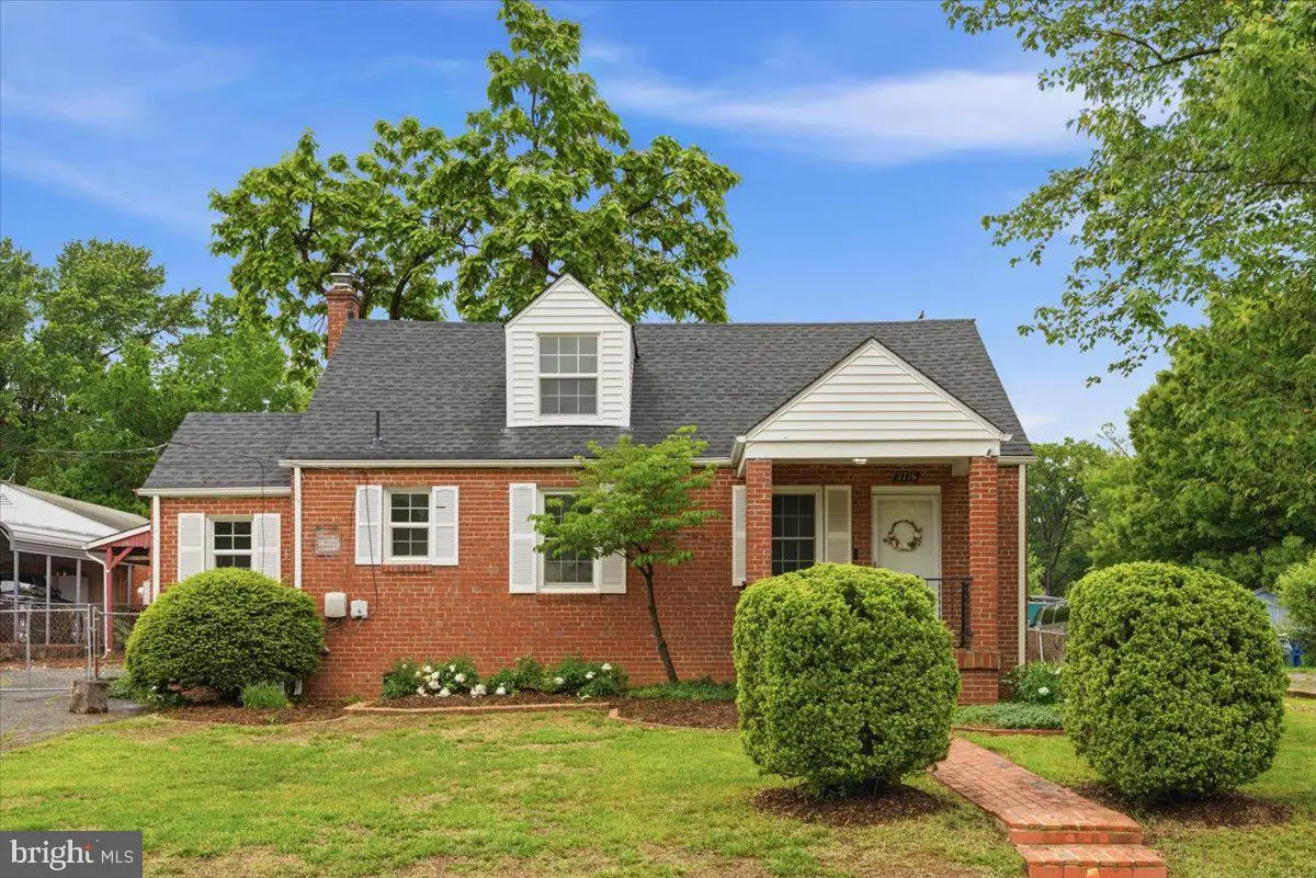 2716 Schooley Dr, Alexandria, VA 22306 - #1