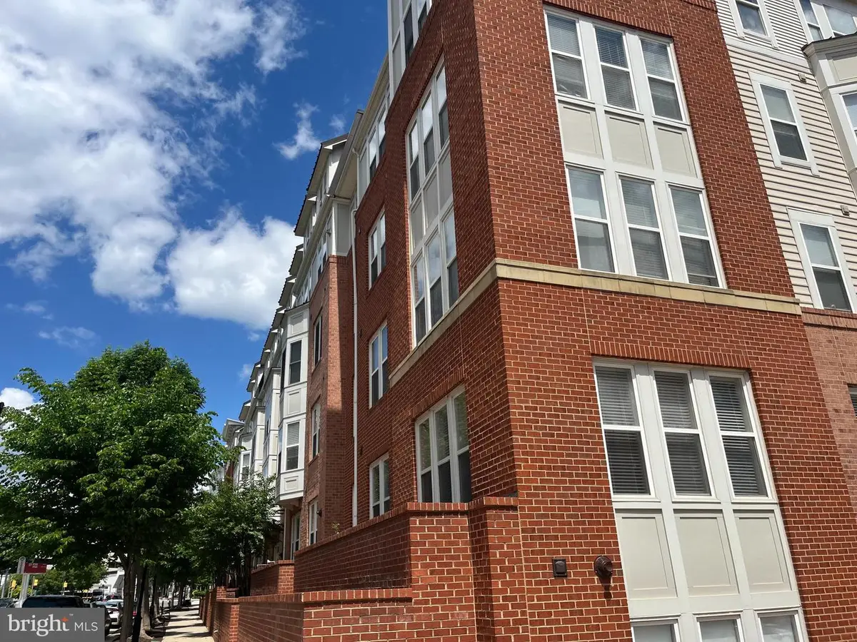 2655 Prosperity Ave #415, Fairfax, VA 22031 - #1