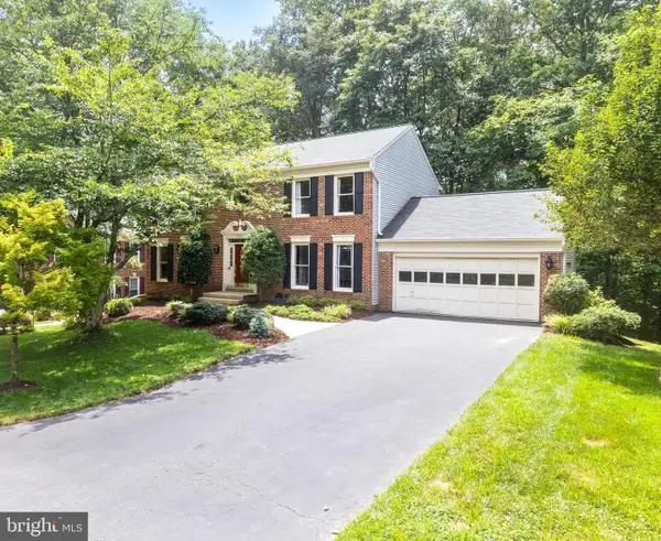 8153 Ships Curve Ln, SPRINGFIELD, VA 22153