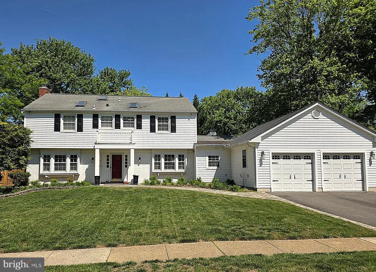 13008 Melville Ln, Fairfax, VA 22033 - #1