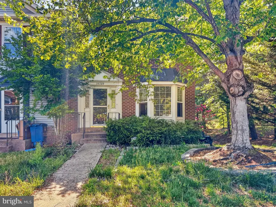 14739 Flower Hill Dr, Centreville, VA 20120 - #2