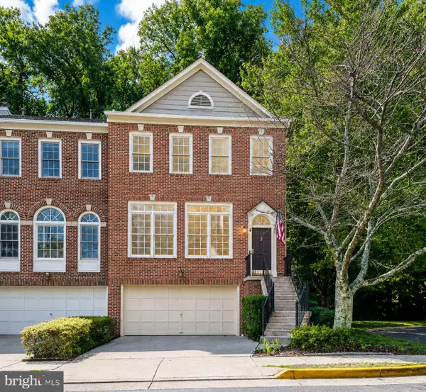 2778 Thaxton Ln, OAKTON, VA 22124
