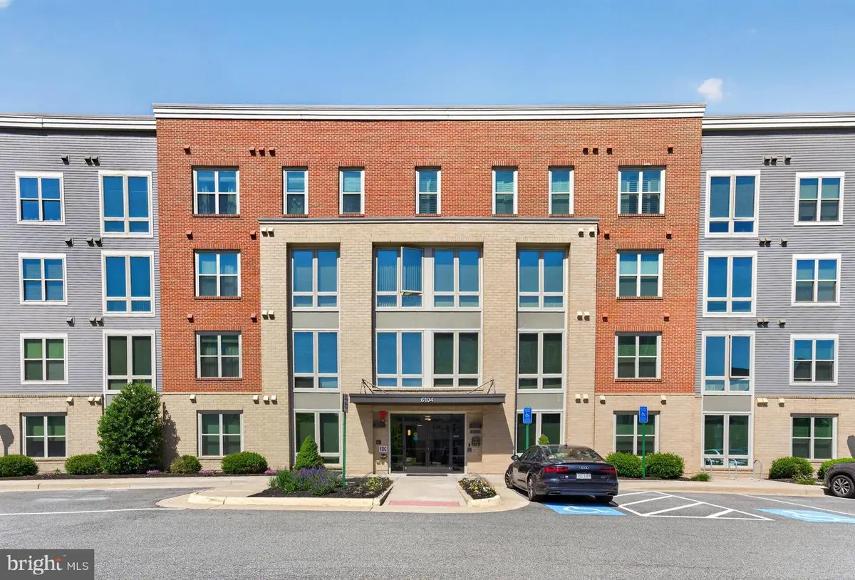 6104 Fairview Farm Dr #307, Alexandria, VA 22315 - #1