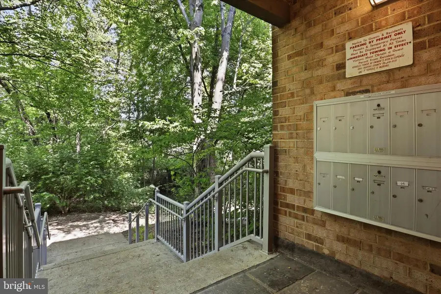 8002 Le Havre Pl #12, Falls Church, VA 22042 - #2