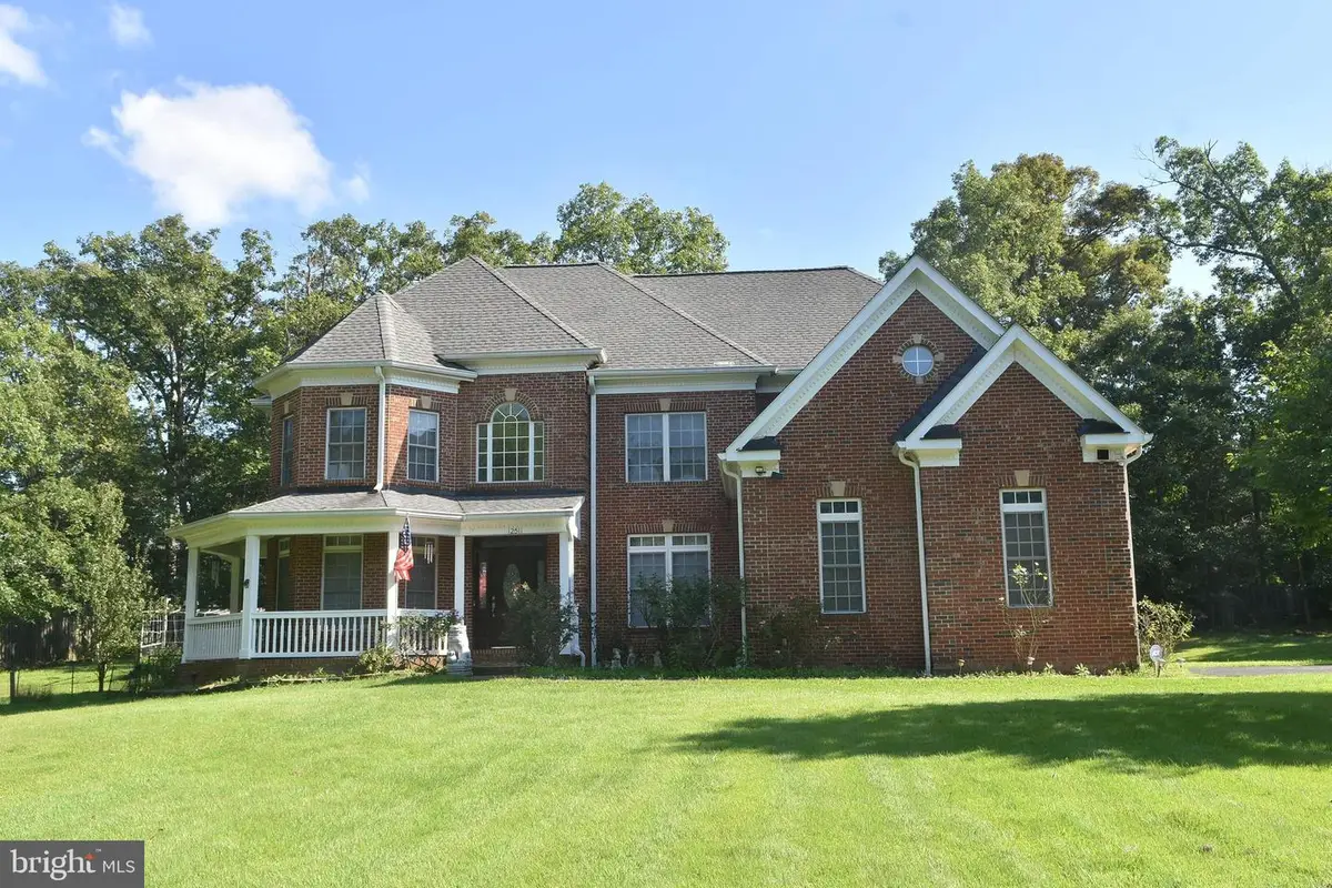 12511 Rochester Dr, Fairfax, VA 22030 - #1