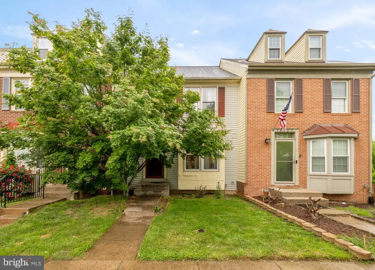 14121 Starbird Ct, Centreville, VA 20121 - #1