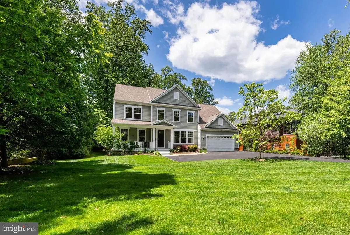 2020 Rhode Island Ave, McLean, VA 22101 - #1