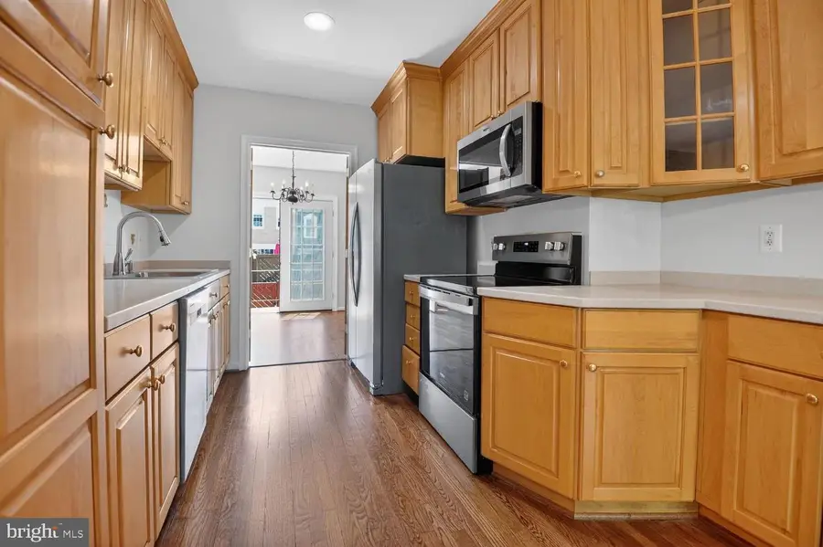 4109 Morin St, Alexandria, VA 22312 - #3