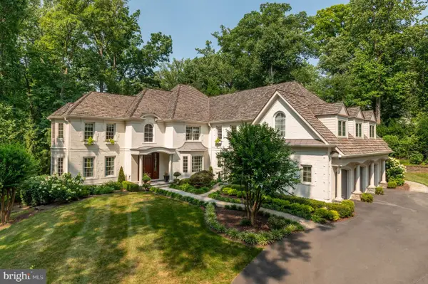 7426 Dulany Dr, MCLEAN, VA 22101