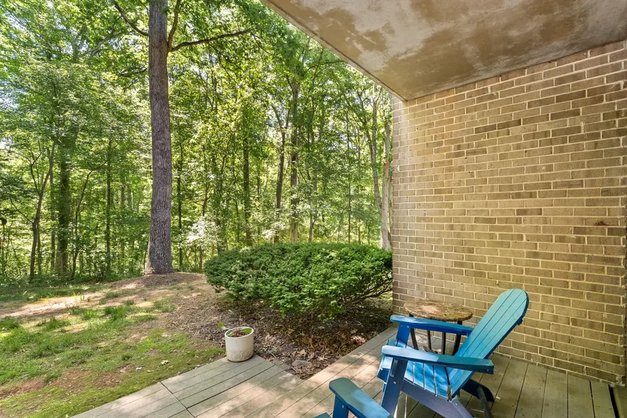 1668 Parkcrest Cir #100, Reston, VA 20190 - #3