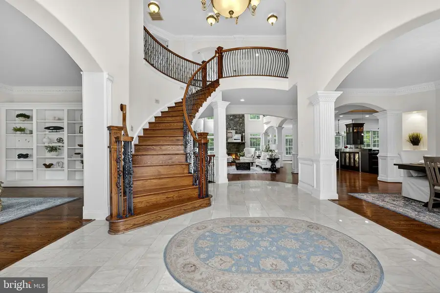 6623 Locust Way, Annandale, VA 22003 - #2
