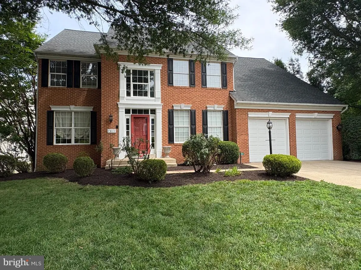 7811 Thornfield Ct, Fairfax Station, VA 22039 - #1
