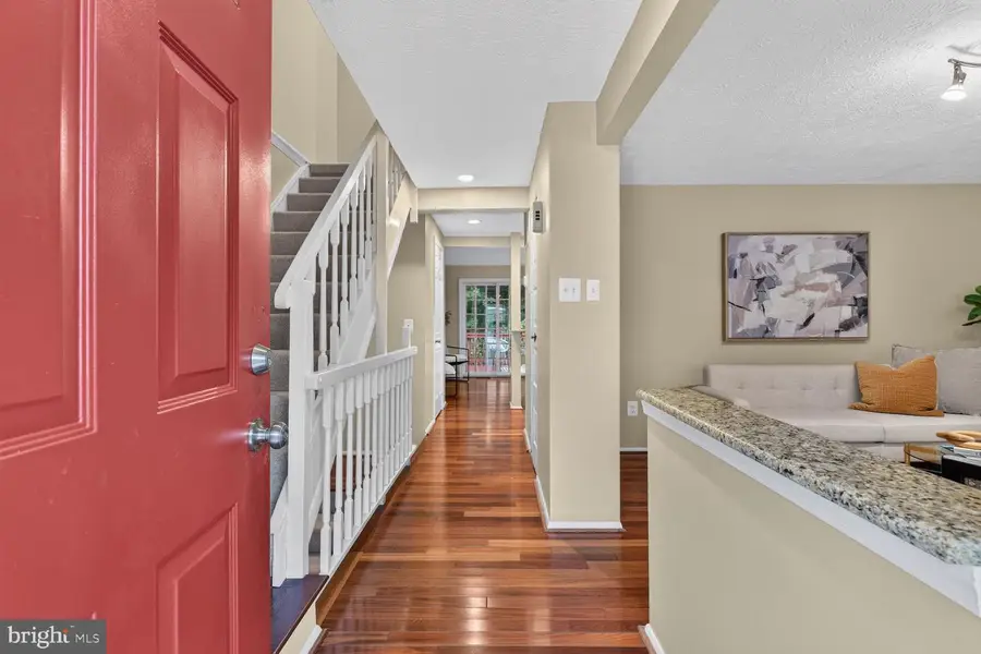 10902 Harpers Square Ct, Reston, VA 20191 - #3